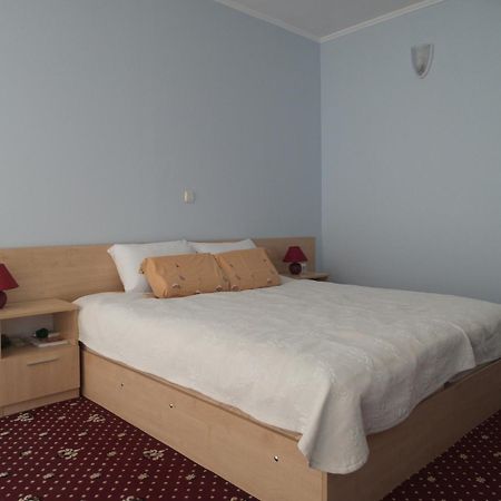 Hotel Paradise Golden Sands Bagian luar foto
