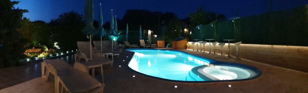 Hotel Paradise Golden Sands Bagian luar foto